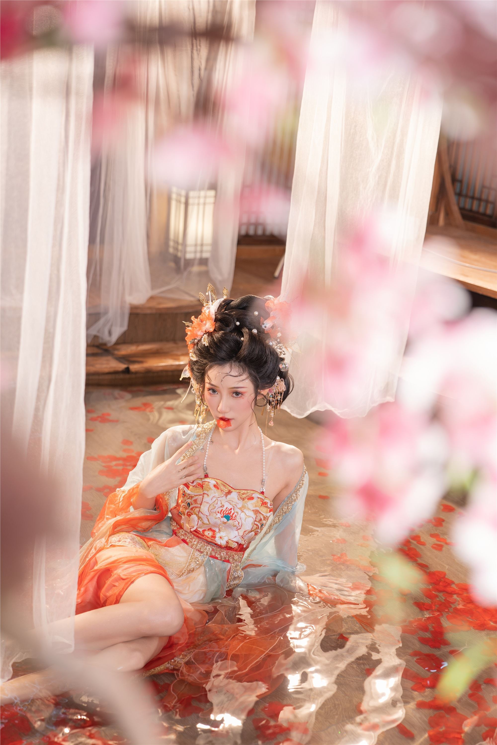 YITUYU艺图语 2025.01.11 月韵花影 o1ne万